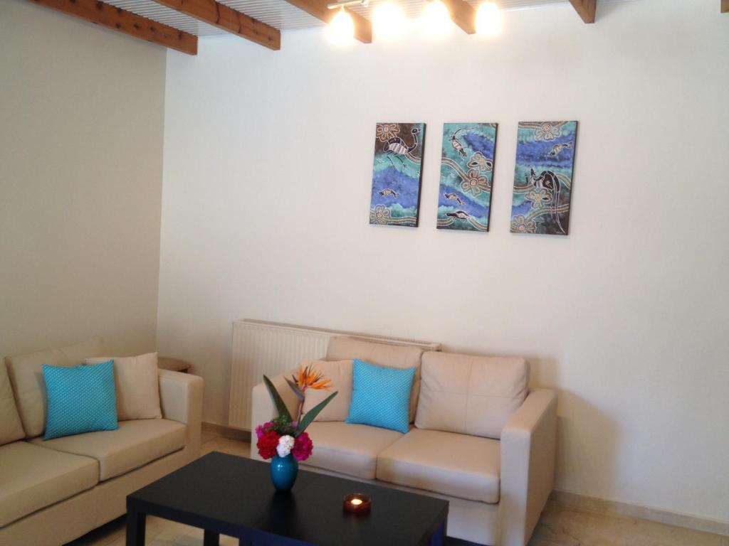 Angelica Studios And Apartments Agia Marina  Room photo